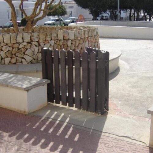 Puerta para vallado infantil ecológico de plástico reciclado